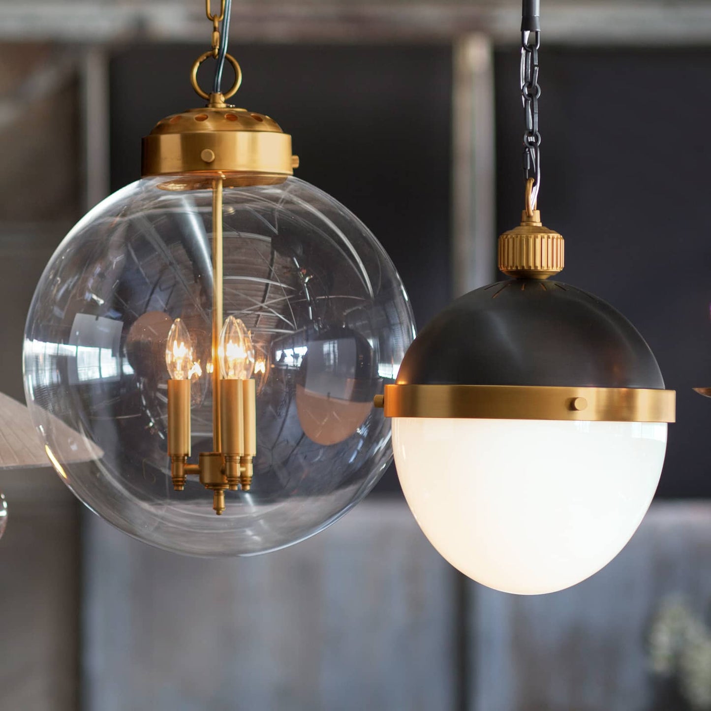 Globe Pendant (Natural Brass)