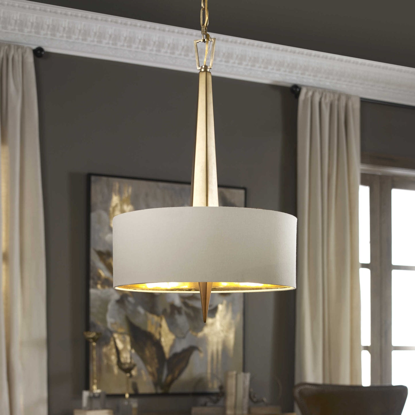 Obeliska 3 Light Chandelier