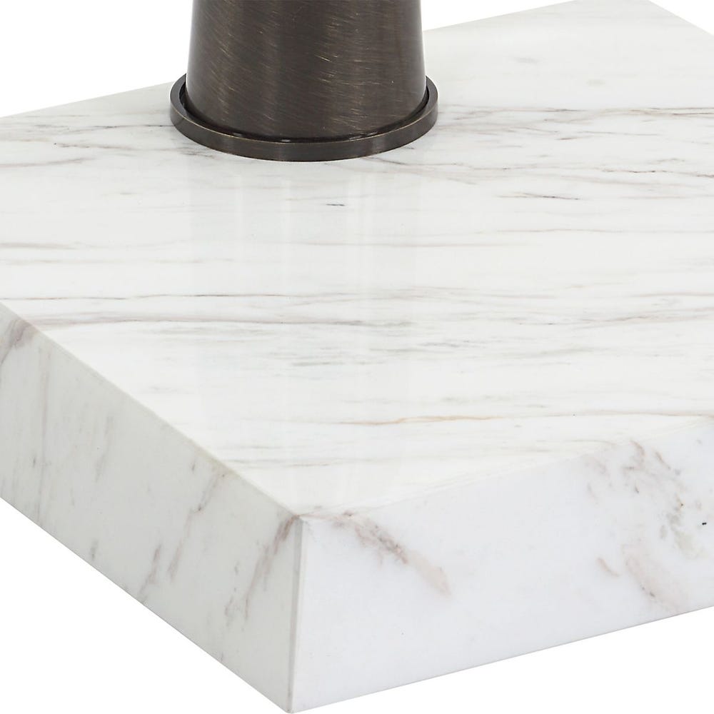 Pelton Drink Table