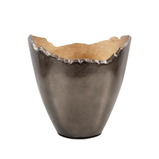 Baniff Jagged Flared Vase